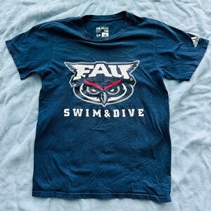 FAU Swim and Dive Team t-shirt men’s small